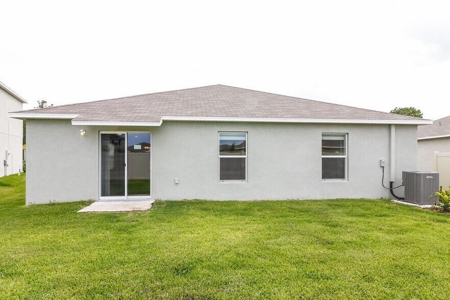 Building Photo - 6724 Trent Creek Dr