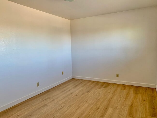 Building Photo - 1471 Gabilan Dr