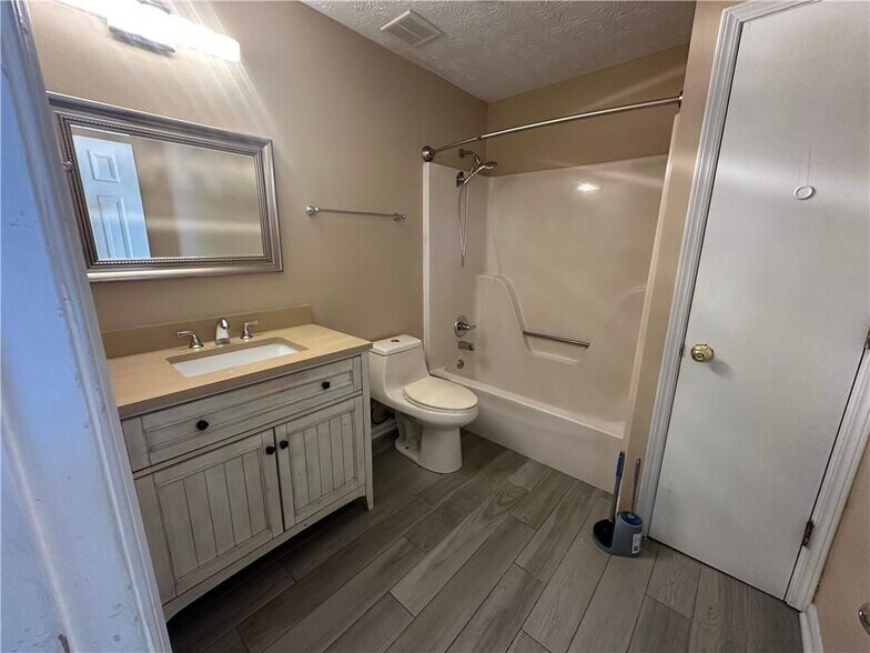 Building Photo - 66 Old Atlanta Rd