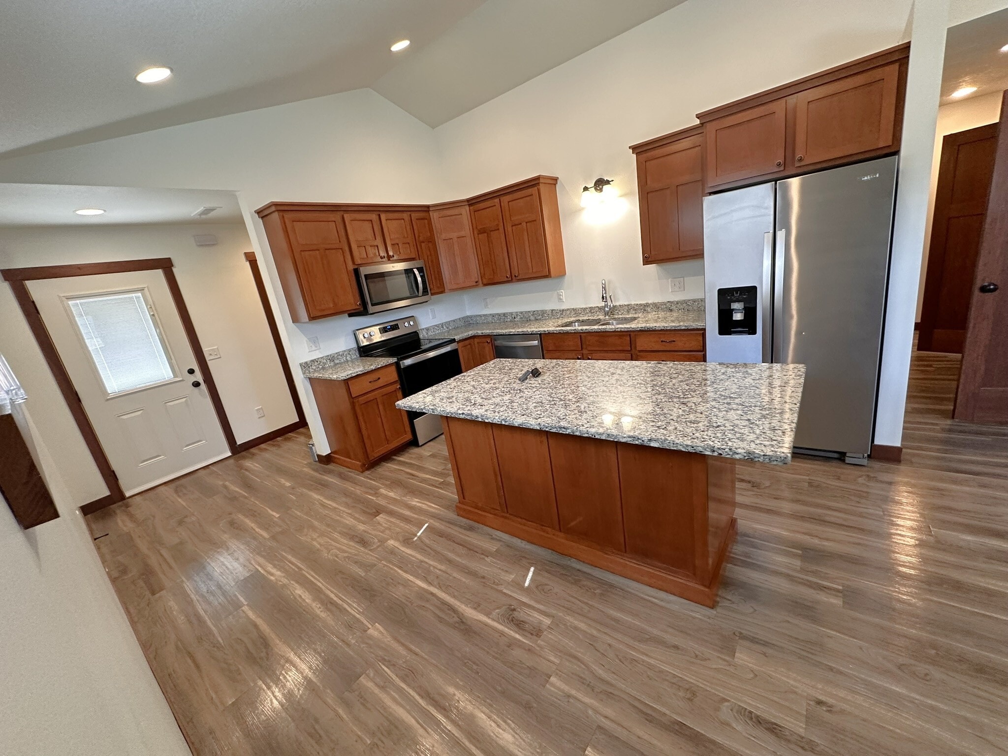 Building Photo - 1726 Aspen Ct