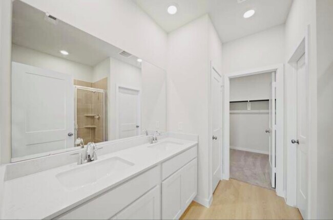 Building Photo - 7815 Ruth Ravine Ct