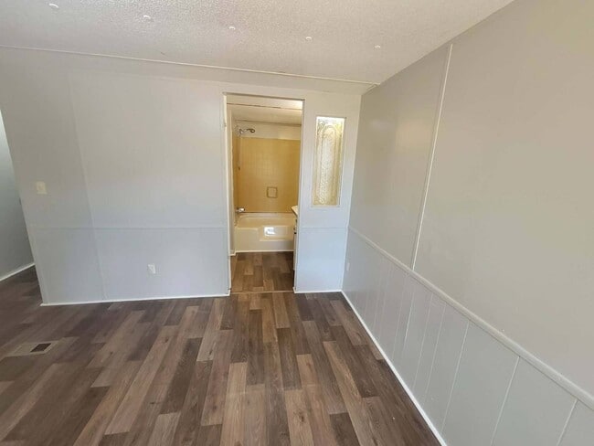 Building Photo - 109 Embert Ln