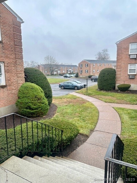 Building Photo - 47 Brewster Rd