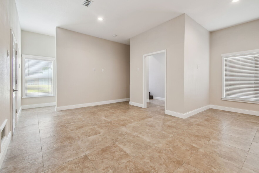 Building Photo - 720 S 22nd St