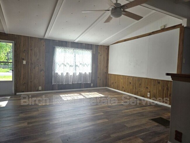 Building Photo - 8628 Adonis Rd