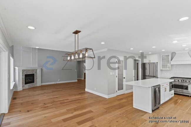 Building Photo - 144 Oakridge Dr