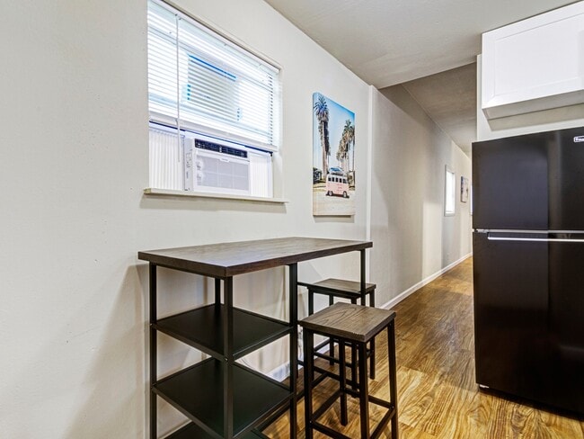 Building Photo - 3917 Winnie St