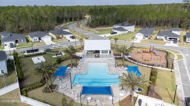 Building Photo - 669 Meadow Ridge Dr