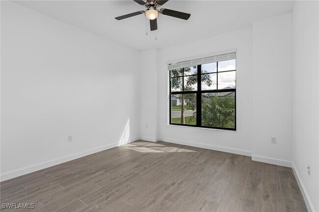 Building Photo - 20989 Napa Lp