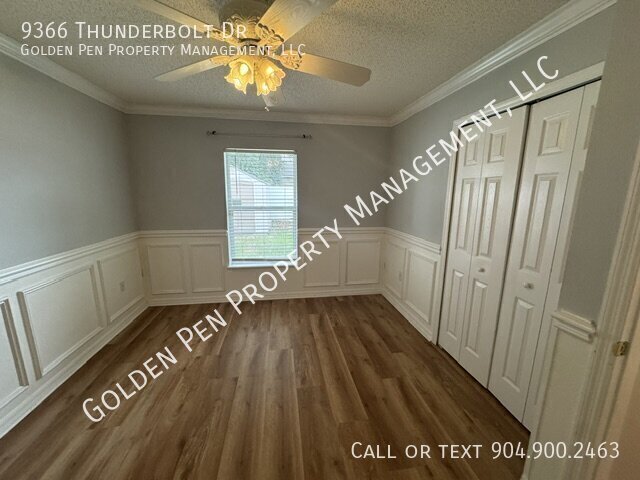 Building Photo - 9366 Thunderbolt Dr