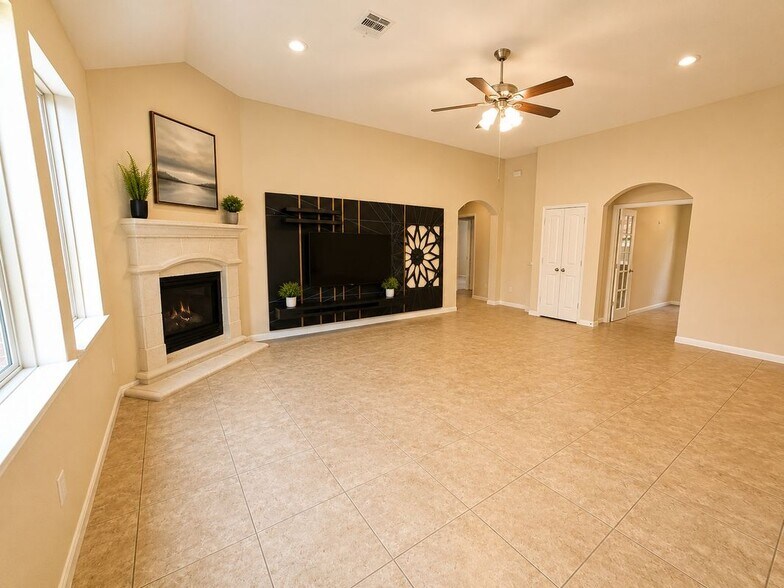 Building Photo - 23311 Verita Ct