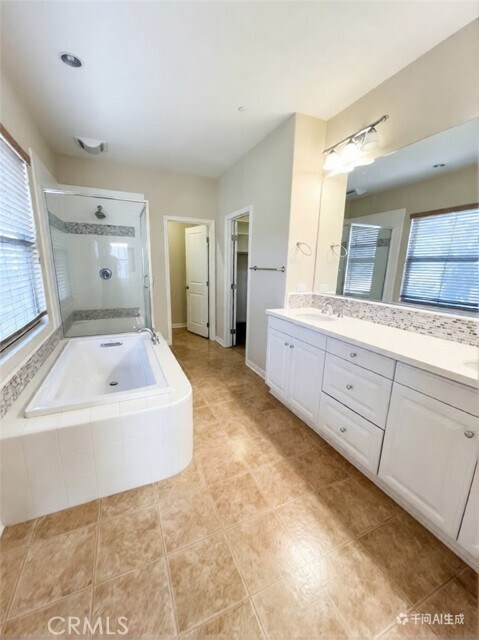 Building Photo - 50 Somerton