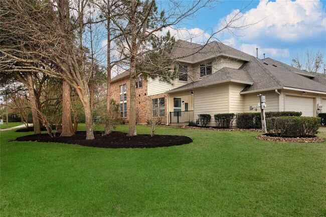 Building Photo - 2 E Pipers Green St