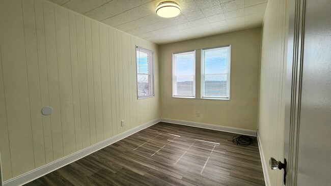 Building Photo - Updated 3BR 1.5 Bath house now available!