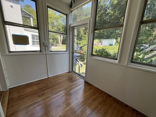 Building Photo - 191 N Hamilton St