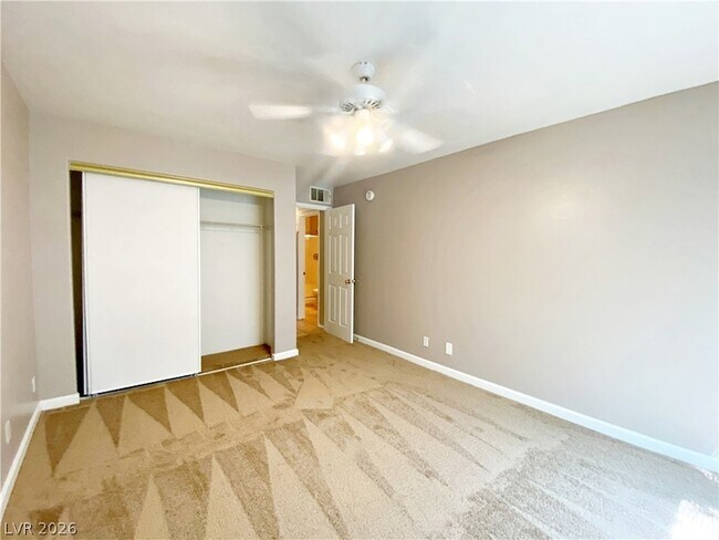 Building Photo - 3061 Key Largo Dr