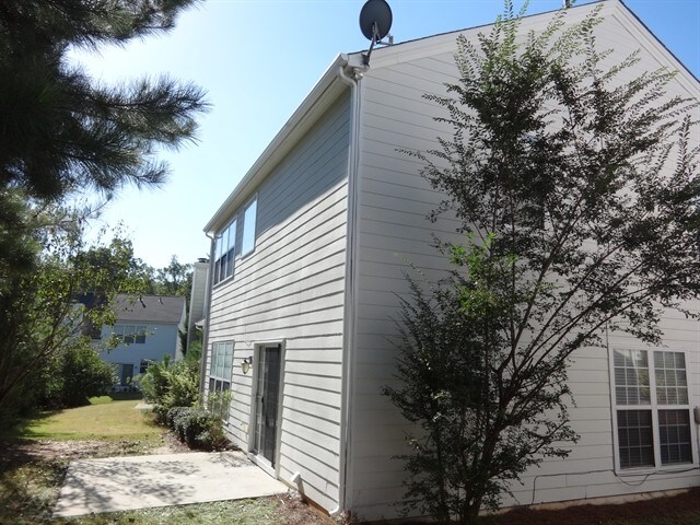 Building Photo - 2523 Davenham Ln