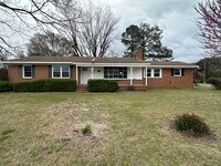Building Photo - Kinston Home