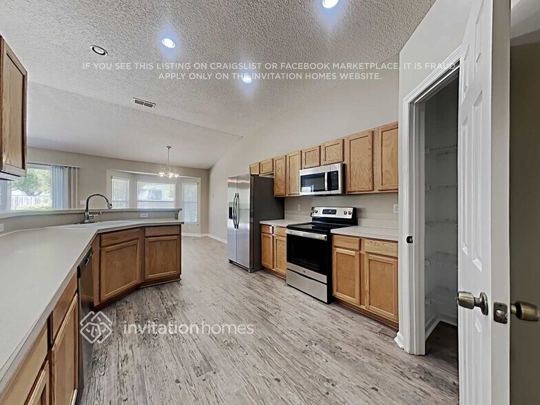 Building Photo - 8627 Stanmoor Ct