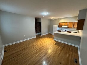 Building Photo - 4250 Castleman Ave