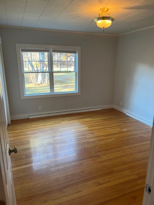 Building Photo - 50 Northwood Dr