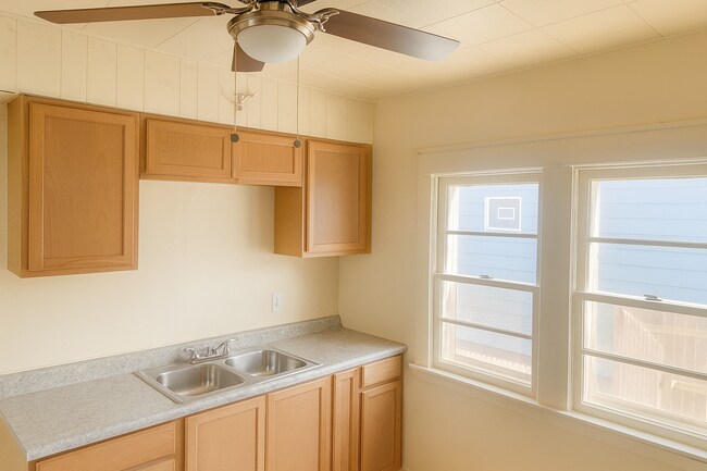 Building Photo - 4409 Gifford Ave