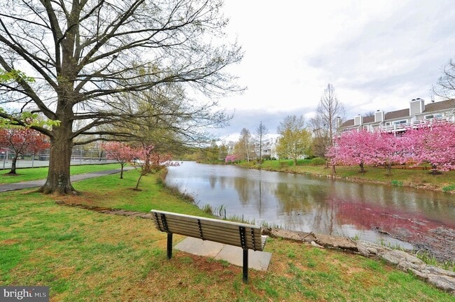 Building Photo - 2844 Yarling Ct