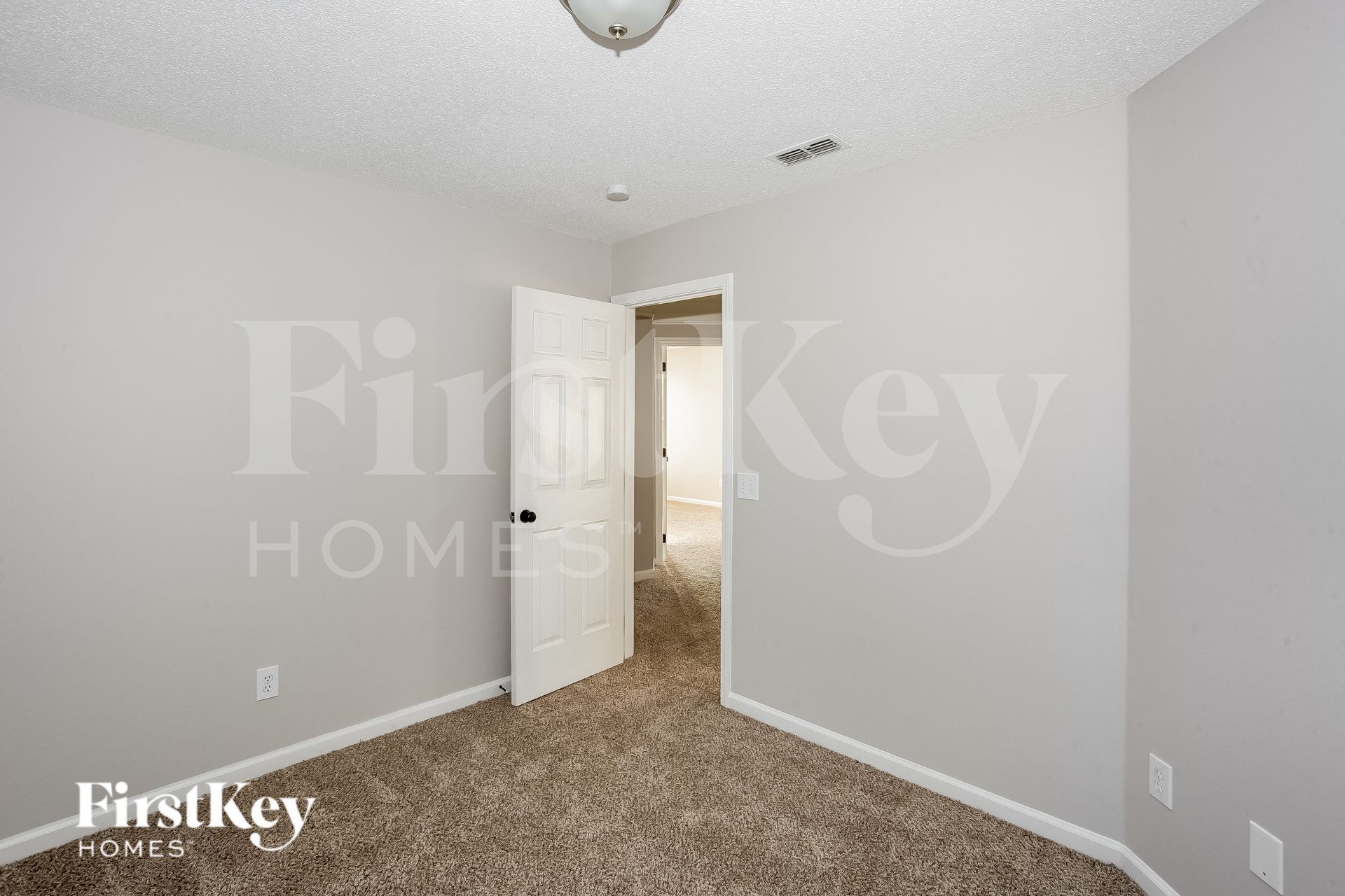 Building Photo - 6115 Downfield Wood Dr