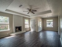 Building Photo - 515 McQueary St