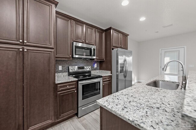 Building Photo - 3514 Mossy Oak Villas Cir