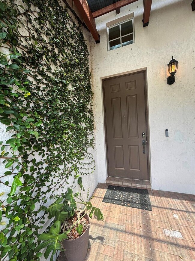 Building Photo - 8080 NW 126th Terrace