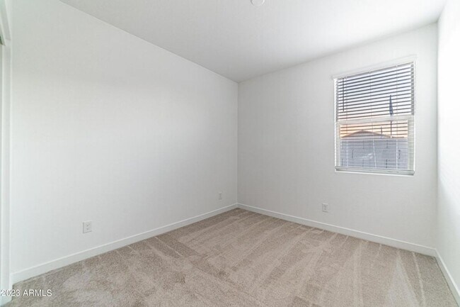 Building Photo - 3bed, 2bath Home