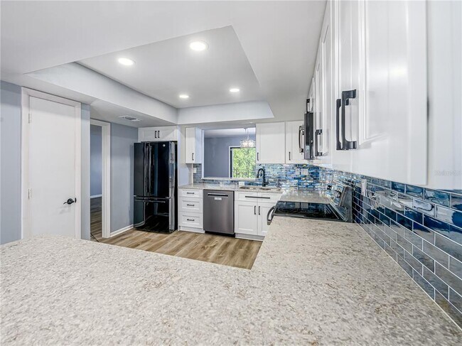 Building Photo - 6304 Grand Bahama Cir