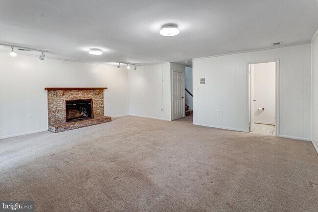 Building Photo - 11337 Cromwell Ct