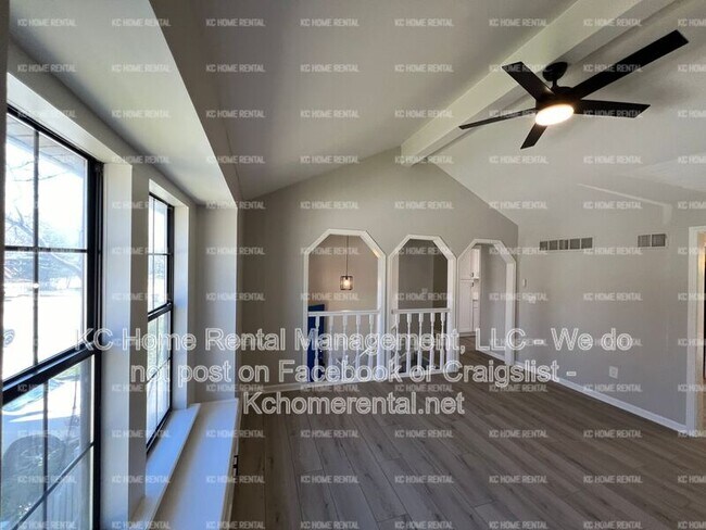 Building Photo - 12196 S Blackfoot Dr