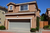 Building Photo - Newer Single Family Home in gated Union City