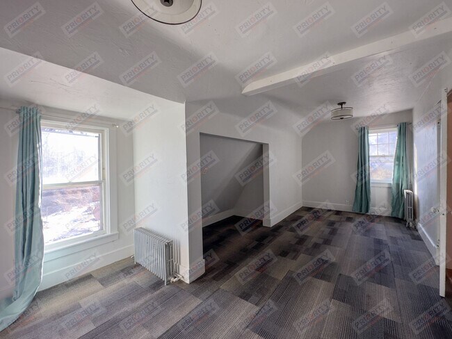 Building Photo - 500 Carey Ave