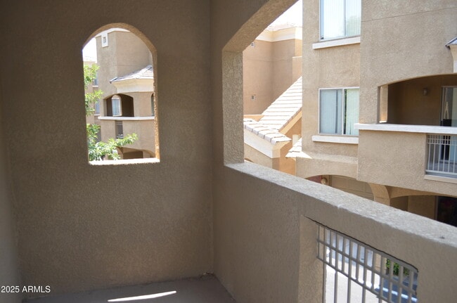 Building Photo - 4644 N 22nd St