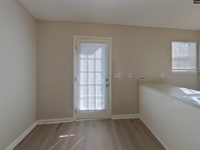 Building Photo - 3 Sonny Ct