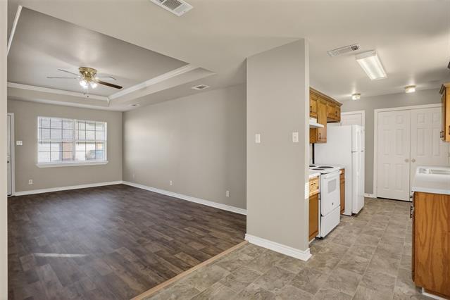 Building Photo - 2507 Beverly