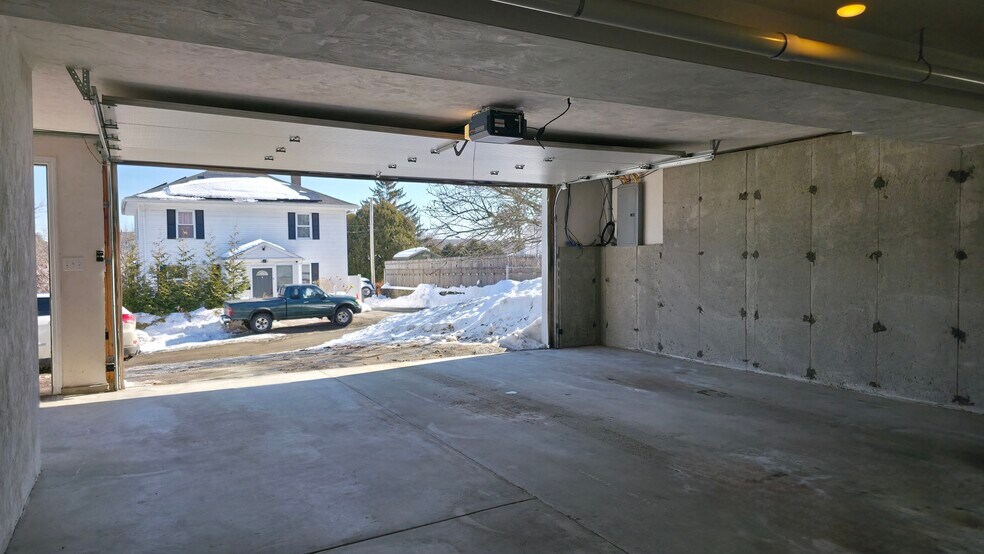 Building Photo - 1 Rosamond St