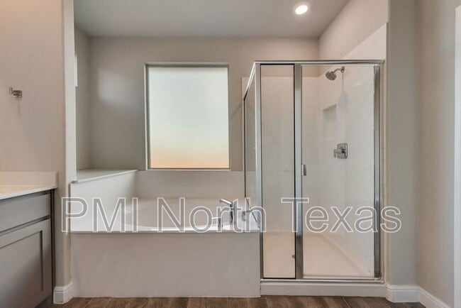 Building Photo - 1404 El Cerrito Ln