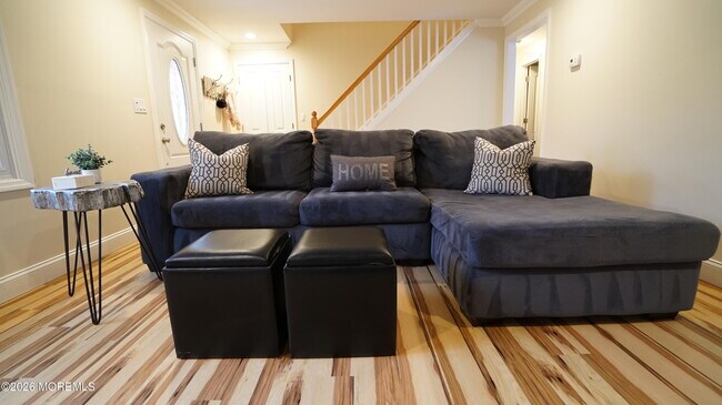 Building Photo - 65 Hurleys Ln