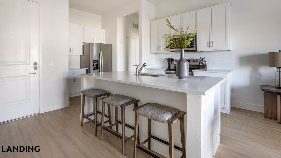 Building Photo - 5750 N La Cholla Blvd