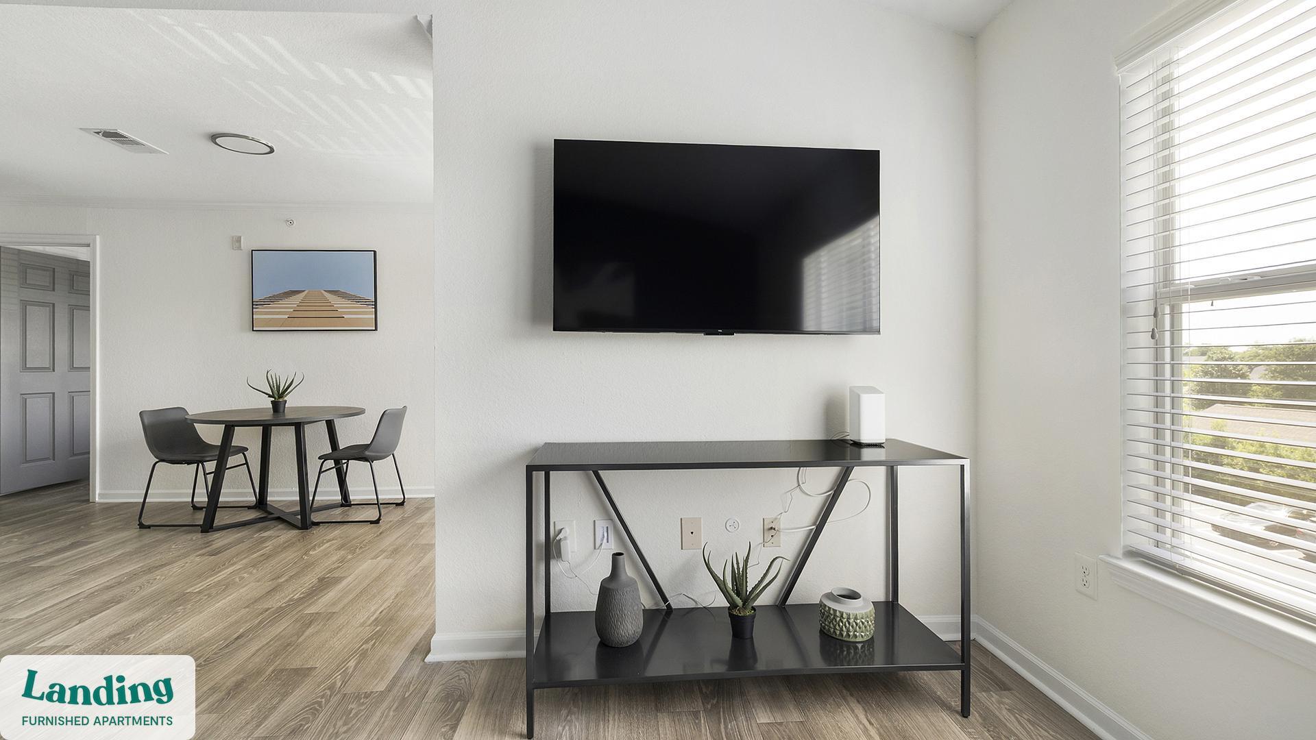 Building Photo - 210 Hillwood Blvd