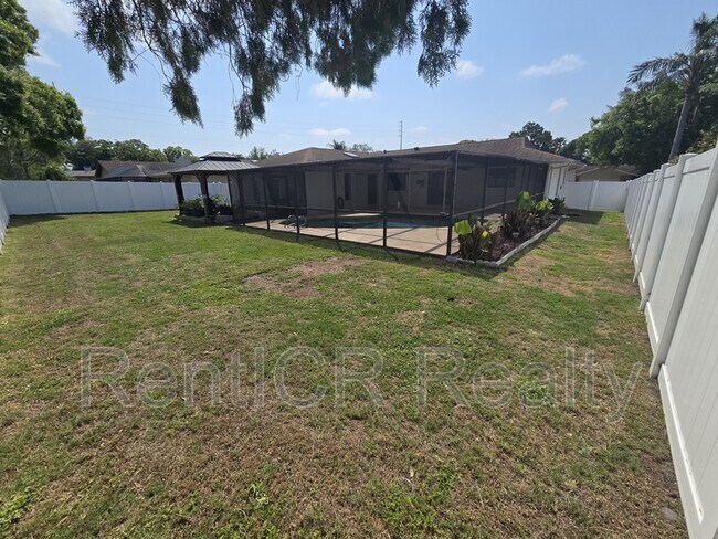 Building Photo - 1530 Fife Ct