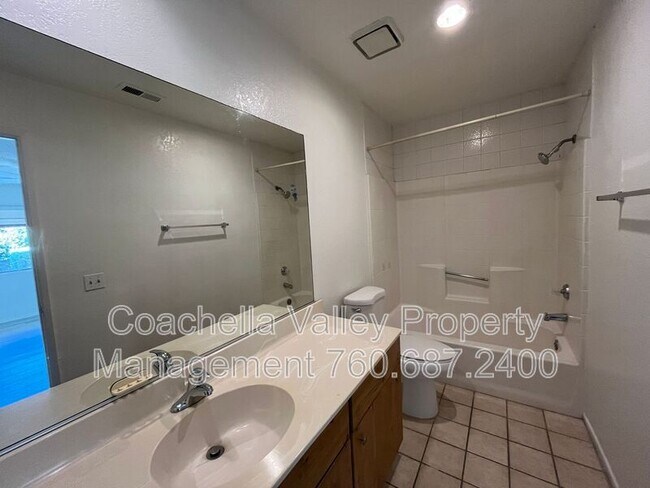 Building Photo - 32455 Cielo Vista Rd
