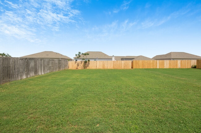 Building Photo - 137 David Barnes Dr