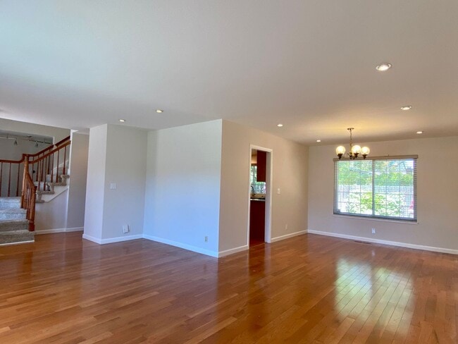 Building Photo - Large updated home located 3.9 Miles from Apple Headquarters, 8.6 miles form Googleplex