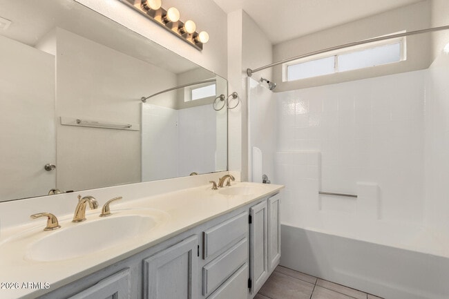 Building Photo - 8802 W Townley Ave